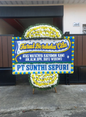 Papan Bunga Duka di 32 Ilir